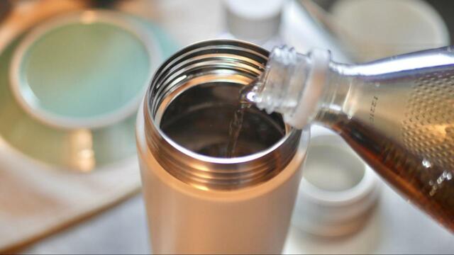 【無印良品　炭酸にも使える保冷ボトル】容量600ml。たっぷり入ります！