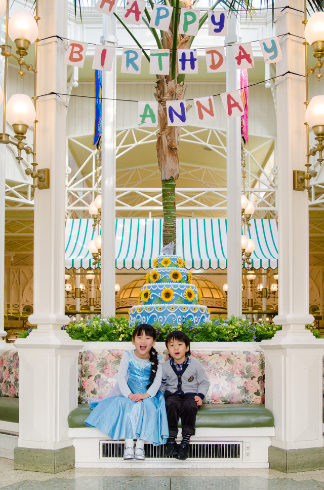 「クリスタルパレス・レストラン」店内｜東京ディズニーランド 2016年「アナとエルサのフローズンファンタジー」