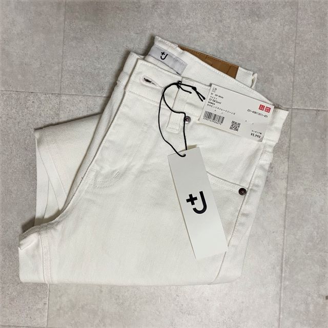 【UNIQLO +J（ユニクロ プラスジェイ）】セルビッジ ストレートジーンズ／独特の生地感が人気！