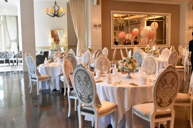 家具もゴージャスでリッチな気分