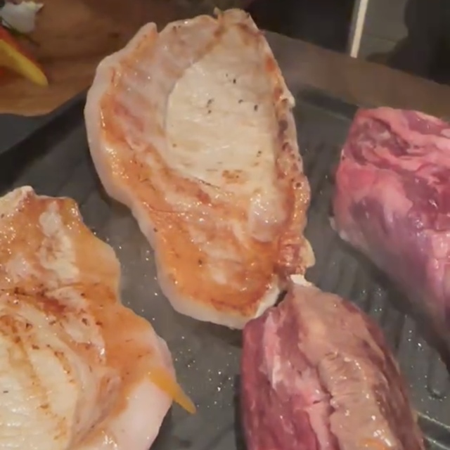 柔らかハーブチキンステーキ