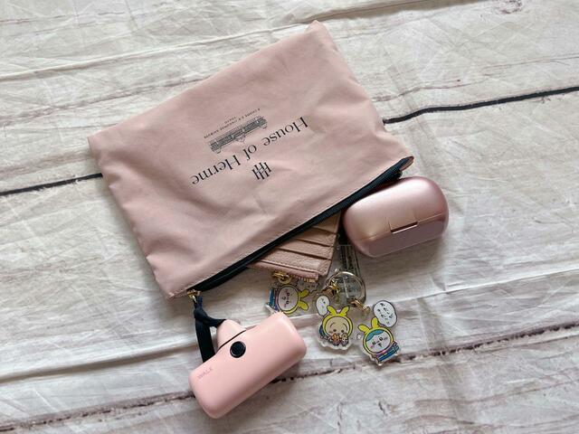 細々したものはポーチに入れて収納するのがおすすめ(こちらのポーチは私物になります)
