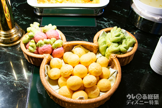 “ディズニー・イースター”ディナーブッフェ|東京ディズニーランドホテル「シャーウッドガーデン・レストラン」