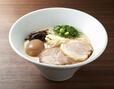 【一風堂　トッピングラーメン人気ランキング 1位】「玉子白丸」930円（税込）