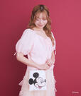 フェイスポシェット ￥8,200｜Areeamディズニーコレクション「ミッキー＆ミニー」