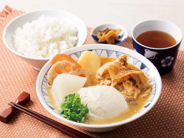 ごろごろ野菜のごちそう豚汁定食