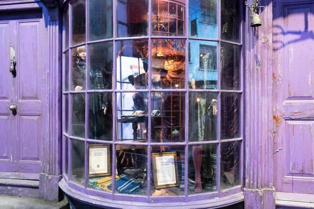 ダイアゴン横丁｜ワーナー ブラザース スタジオツアー東京 メイキング・オブ・ハリー・ポッター