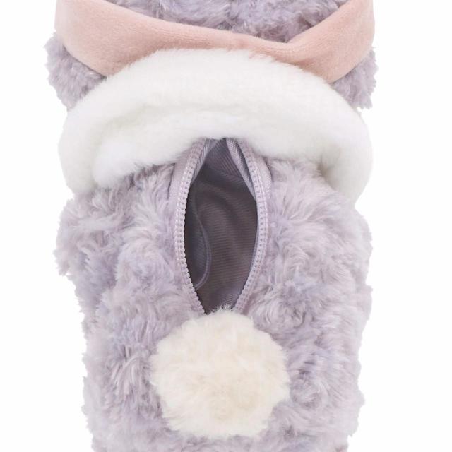 ステラ・ルー ショルダーバッグ 3,600円|サイズ:高さ約43cm、(ストラップ)長さ約133cm、(ファスナー開口部)幅約11cm (物入れ部分)深さ約5cm|ダッフィー&フレンズのウィンター・トゥインクリング・タウン|販売店舗:東京ディズニーシー「マクダックス・デパートメントストア」|販売日:2022年11月14日(月)