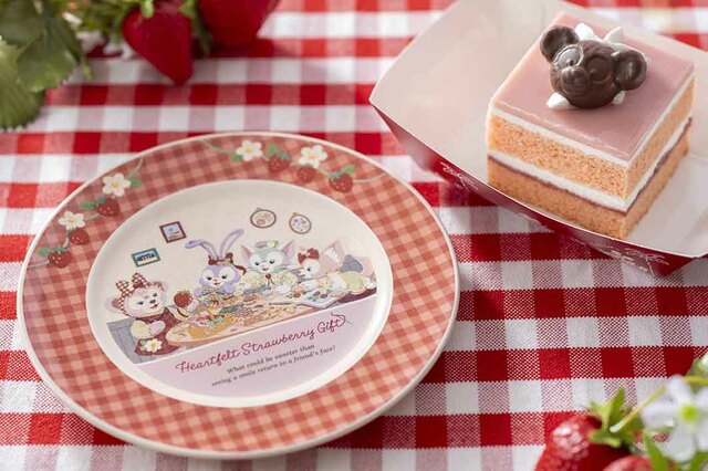 「ダッフィー＆フレンズのハートフェルト・ストロベリーギフト」メニュー