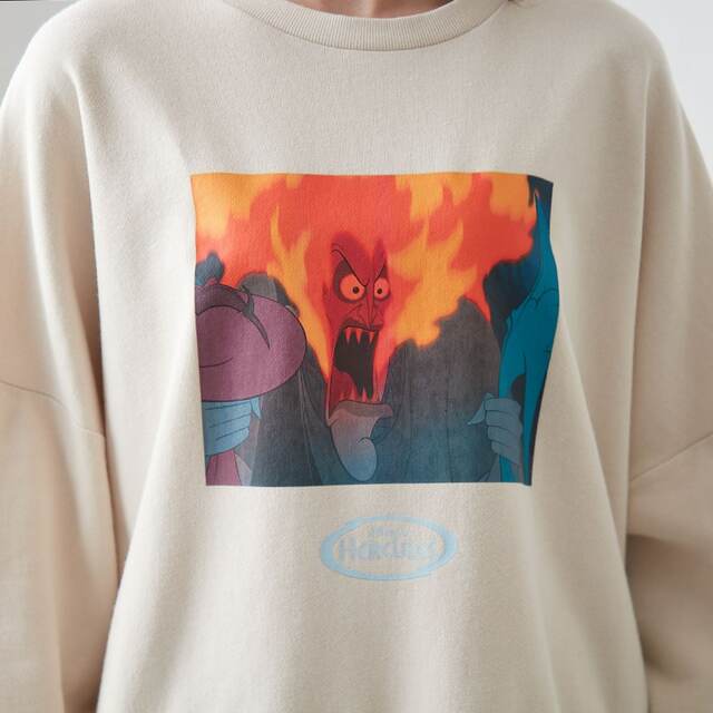  オーバーサイズ裏毛チュニック「ヴィランズ」（選べるキャラクター）｜￥ 4,990 （税込）