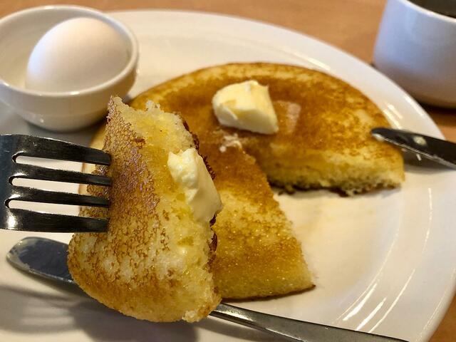 【ガスト　パンケーキ&ゆで卵セット】パンケーキはふんわり食感♪