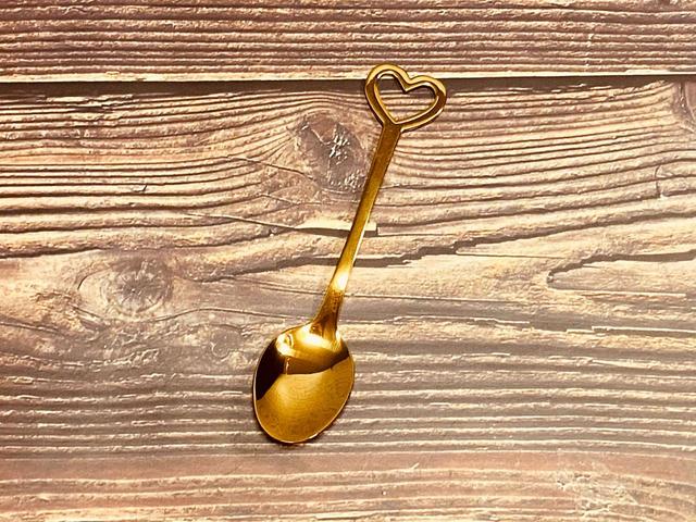 【ナチュラルキッチン】ティースプーンハート／税込110円