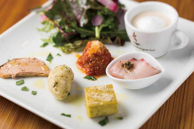 北鎌倉 ・Takeru Quindici／「前菜の盛り合わせ」。