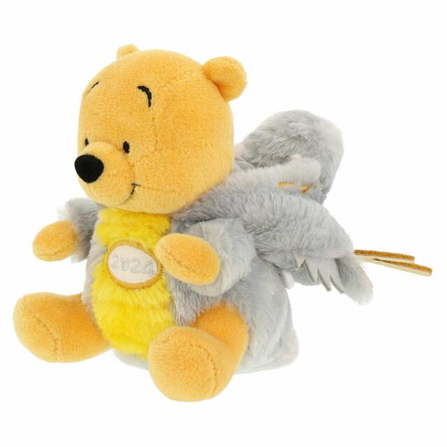 ぬいぐるみ 3,200円｜干支になりきったグッズ｜東京ディズニーリゾート40周年“ドリームゴーラウンド”｜発売日：2023年11月16日（木）｜販売店舗：東京ディズニーランド「ディズニー＆カンパニー」、東京ディズニーシー「エンポーリオ」