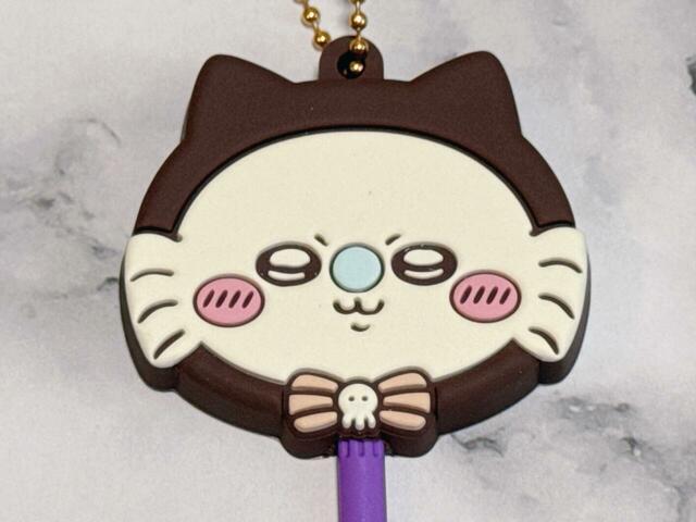 2023年のハロウィンのモモンガはピザの仮装だったので、黒猫姿はレア！モモンガファンは絶対ゲットしないとですね♪