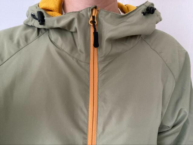 【ワークマン レディース高撥水シェルジャケット】日常でも使えるデザインや機能性が魅力