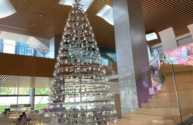 【S/PARK】フラスコのツリーも華やか