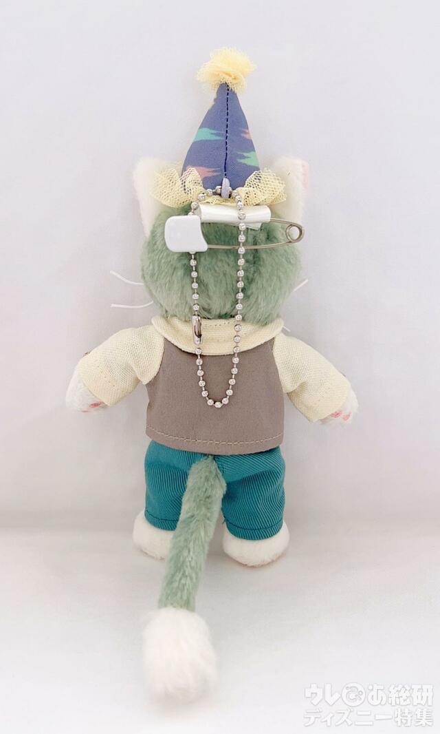 「ダッフィー&フレンズのフロム・オール・オブ・アス」ぬいぐるみバッジ