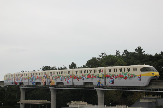 スティッチ・エンカウンター・ライナーの外装(1)