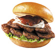 『メガ盛やわらか焼肉バーガー(焼肉だれ)』 単品630円(税込)、セット1,020円(税込)