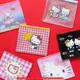 【HELLO KITTY 50th～ハッピーアニバーサリー★～】D賞 フラットポーチ。実用性抜群です！