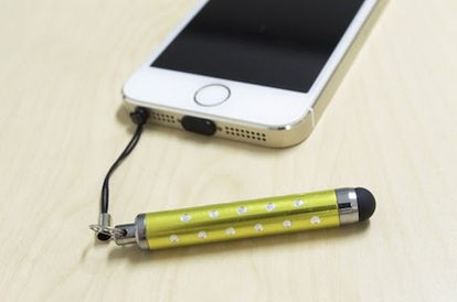 スマホ ウイルス予防にも 100均で買える お掃除 汚れ防止アイテム 3 3 ウレぴあ総研