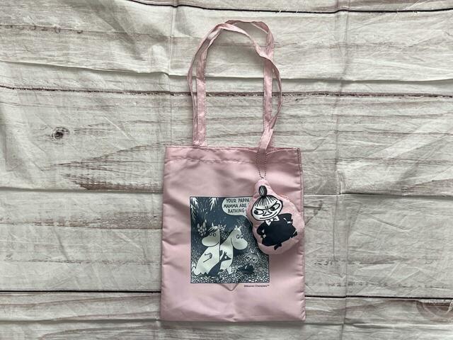 トートバッグにチャームをつけるとかわいさマシマシに！