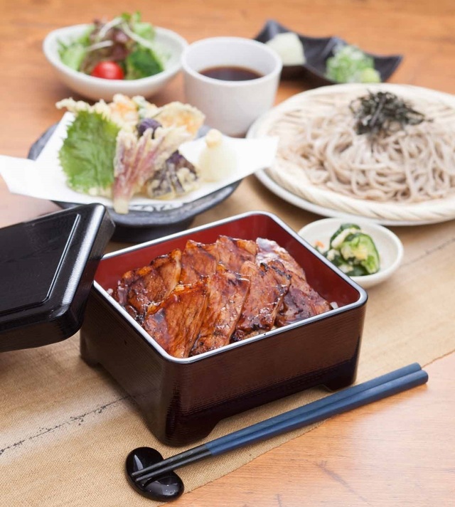 十勝豚丼専門店『き久好』