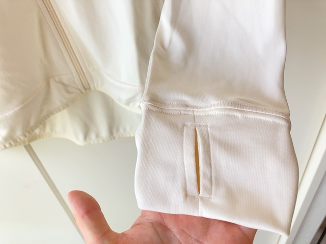 【ワークマン レディースクールサンシェードパーカー】サムホール付きで手の甲まで紫外線から守ってくれます!