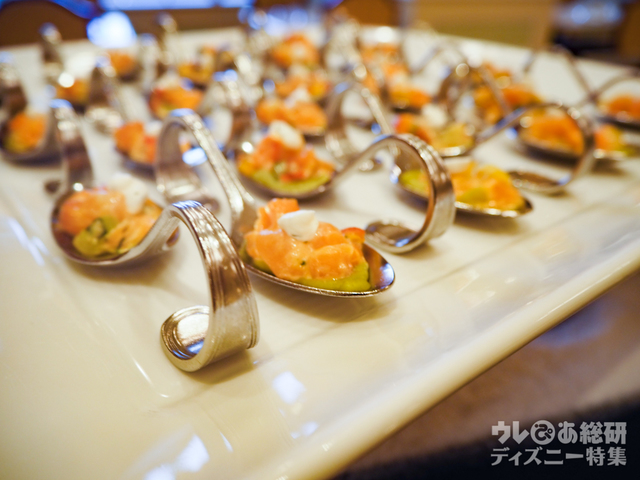 東京ディズニーリゾート35周年“Happiest Celebration!”グランドフィナーレブッフェ｜東京ディズニーランドホテル「シャーウッドガーデン・レストラン」