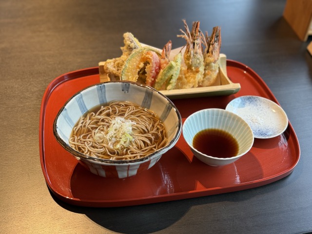 天ぷら蕎麦(2970円)