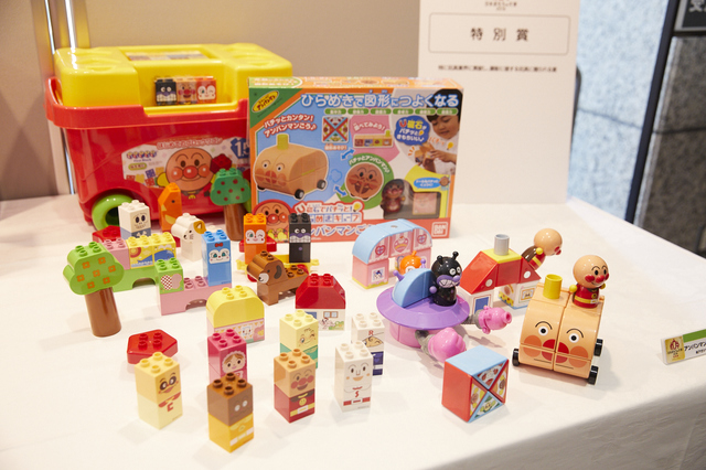 アンパンマンシリーズ　撮影：富田恭透