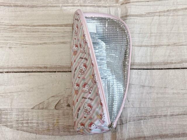 【しまむら ペットボトルホルダー（ハローキティ）】550mLのペットボトルを入れてみました！