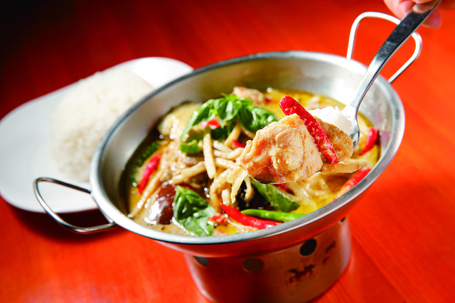 トンタイのグリーンカレー