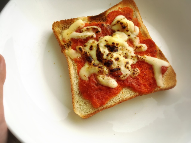 ピザトーストやパスタを和えるのにも！