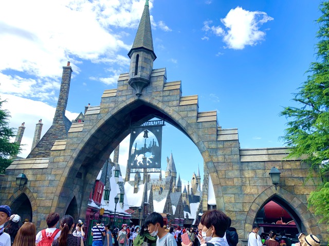 ハリー・ポッターエリアへ