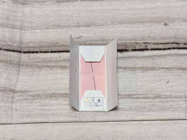 ビーズ刺しゅう針。1本付属しています