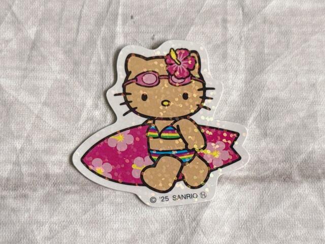 サイズは（約）縦5.1×横5.2cm