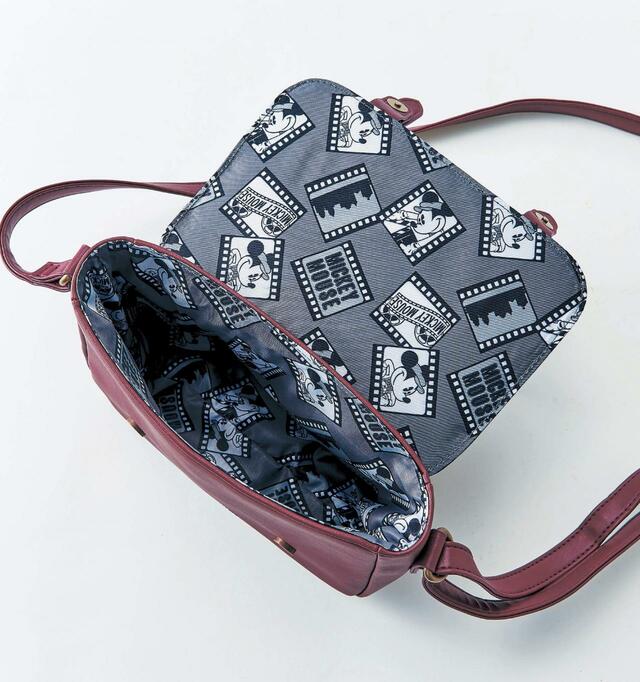 フラップショルダーバッグ 4,490円｜ディズニーファンタジーショップ「ミッキーマウス タイムスリップ」