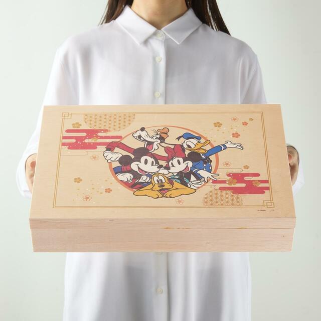 おせち・特段重「ミッキー&フレンズ」 24,900円|ベルメゾン「ディズニーデザインおせち」2026年度版