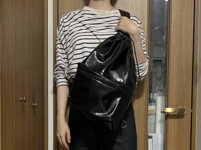 【LOWRYS FARM BIGワンショルダーBAG】バッグをいちいち下ろさずとも前に持ってこられるのがとても便利！