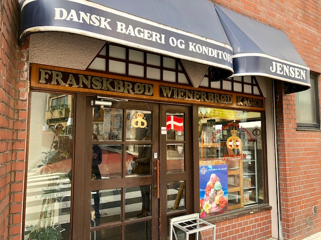 「イエンセン」外観