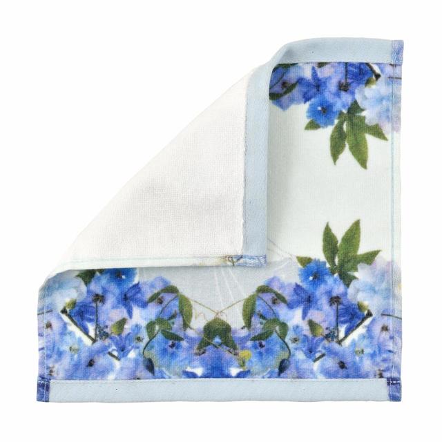 シンデレラ ミニタオル/価格660円 (税込)、サイズ:縦約25×横25(cm)、素材:綿