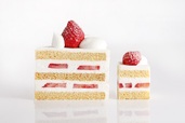 「新スーパーあまおうショートケーキとビュッフェサイズ」＜期間：2026年1月5日～2月28日＞【1ピース1,500円超えの極上ショートケーキも好きなだけ♪ホテルニューオータニ幕張で“至福のいちご体験”スタート】