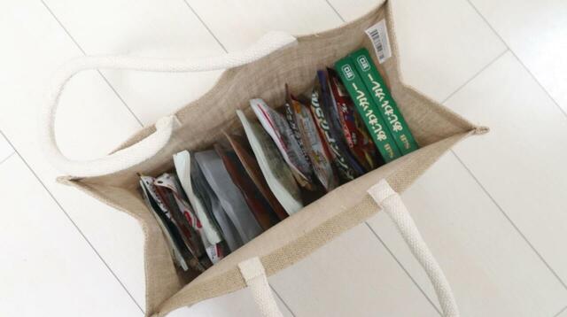 【無印良品 ジュートマイバッグ】カレーやパスタソースなどのレトルト食品を収めるのにもぴったり！  