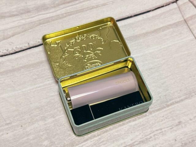 リップは2本収納可能！