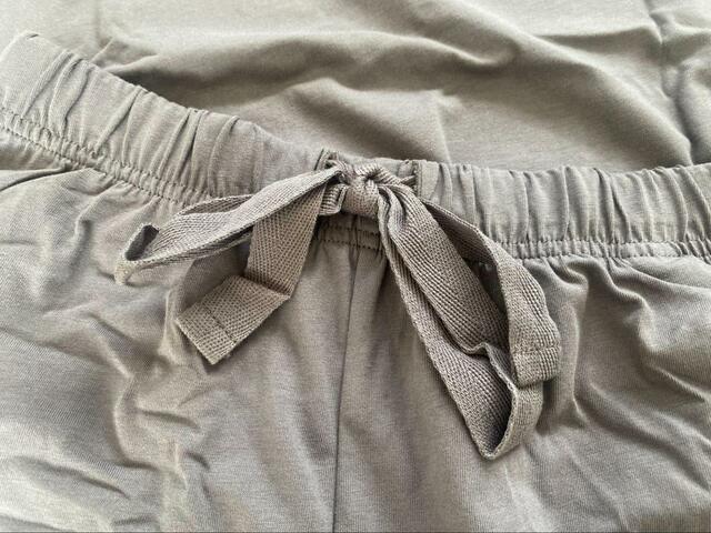 【GU コットンカラーラウンジセット】半袖Tシャツとショートパンツの上下セットです