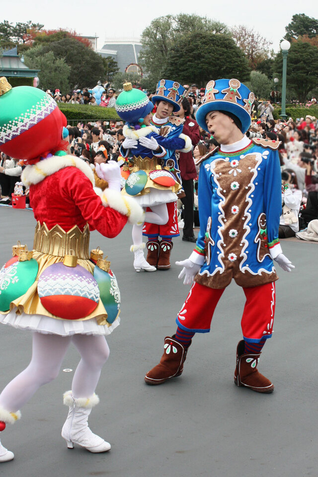 2024年11月14日 「ディズニー・クリスマス」プレスプレビュー/東京ディズニーランド/ディズニー・クリスマス・ストーリーズ“フォンド・フェアウェル”の模様