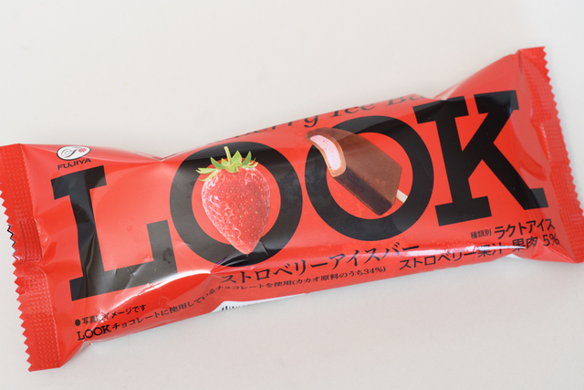 不二家　LOOK　ストロベリーアイスバー
