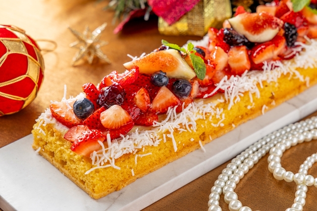 「クリスマスフルーツタルト」<期間:2025年11月6日~12月28日>【【ヒルトン名古屋】贅沢なクリスマススイーツビュッフェ「Holiday Jewel Box」で“ホリデーシーズン”をより華やかに♪】